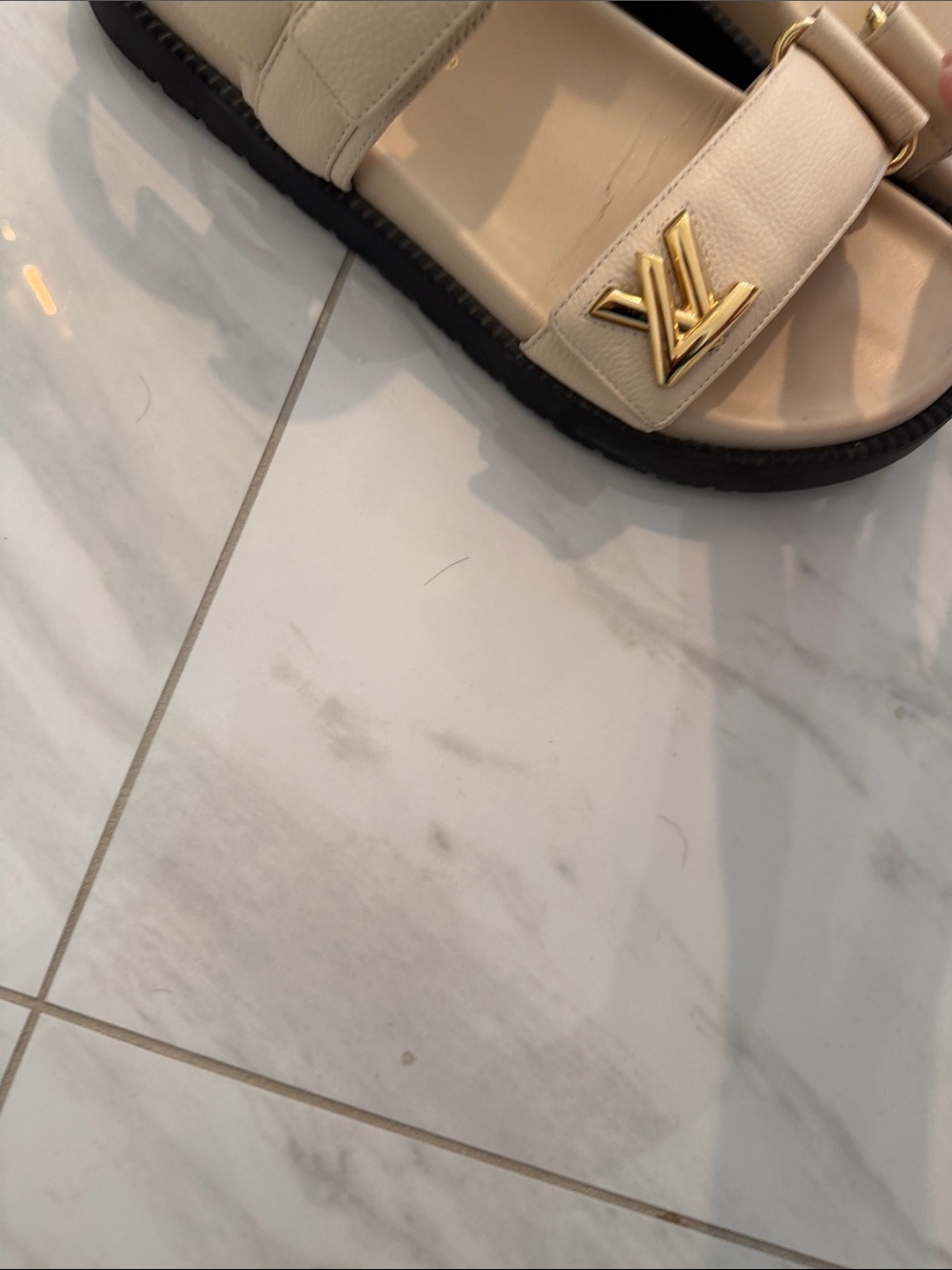Louis Vuitton Sunset Flat Comfort Sandal - beige size 38.5 - Picture 3 of 7